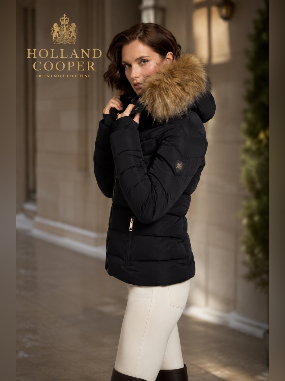 Holland Cooper Whistler Puffer Jacket Black Fur Hood NWT Size L (US M)